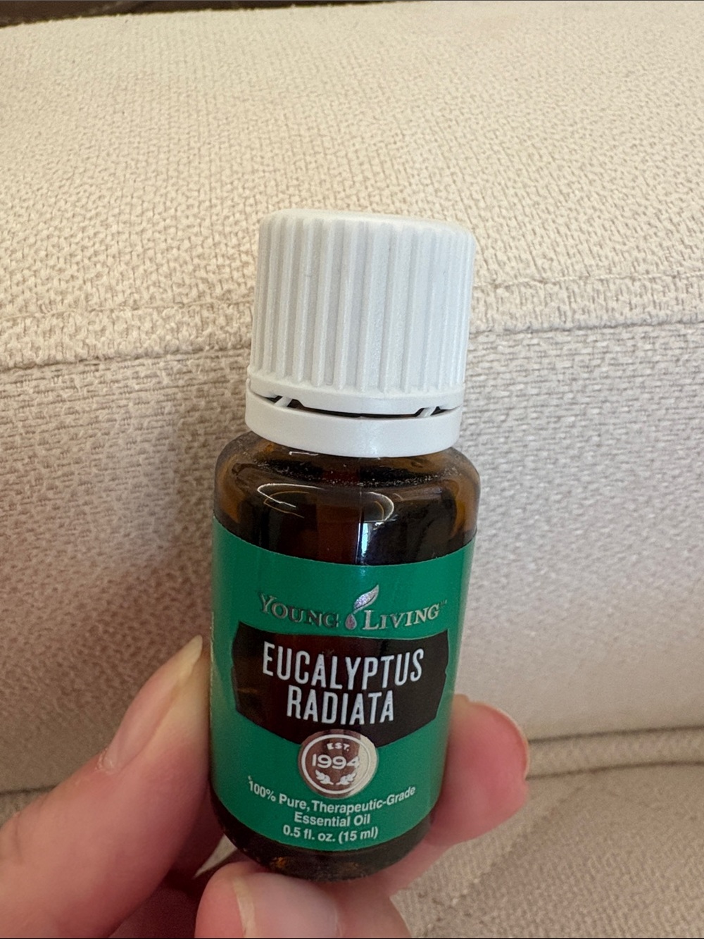Young Living Eucalyptus Radiata Essential Oil-bold, invigorating aroma